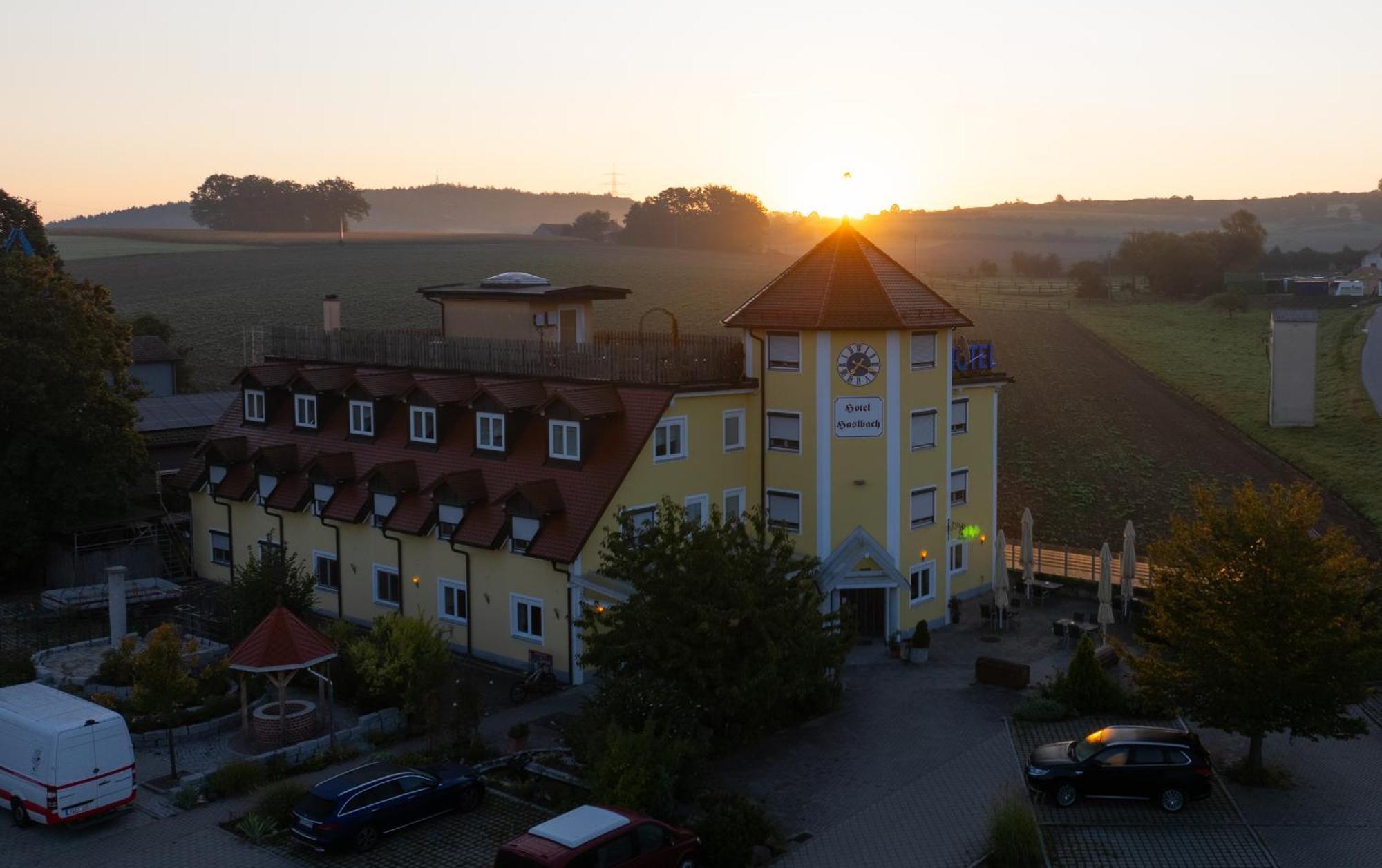 Hotel Haslbach Fgz Regensburg Exterior foto